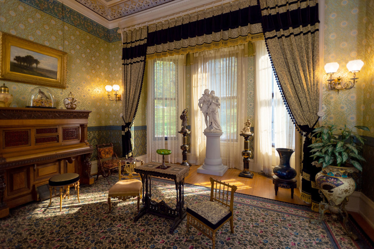on-view-glenview-2021-parlor-2